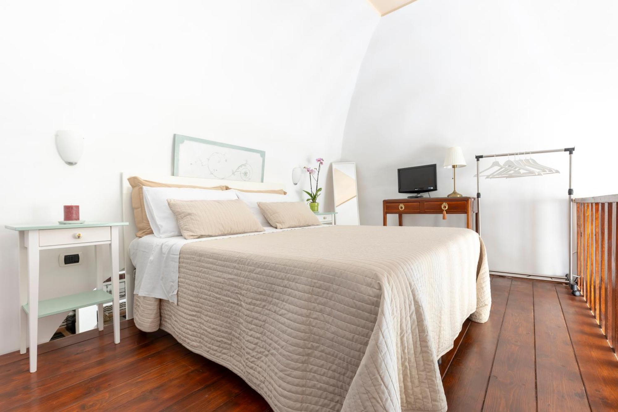 Niloufar Residence Napoli Exteriör bild